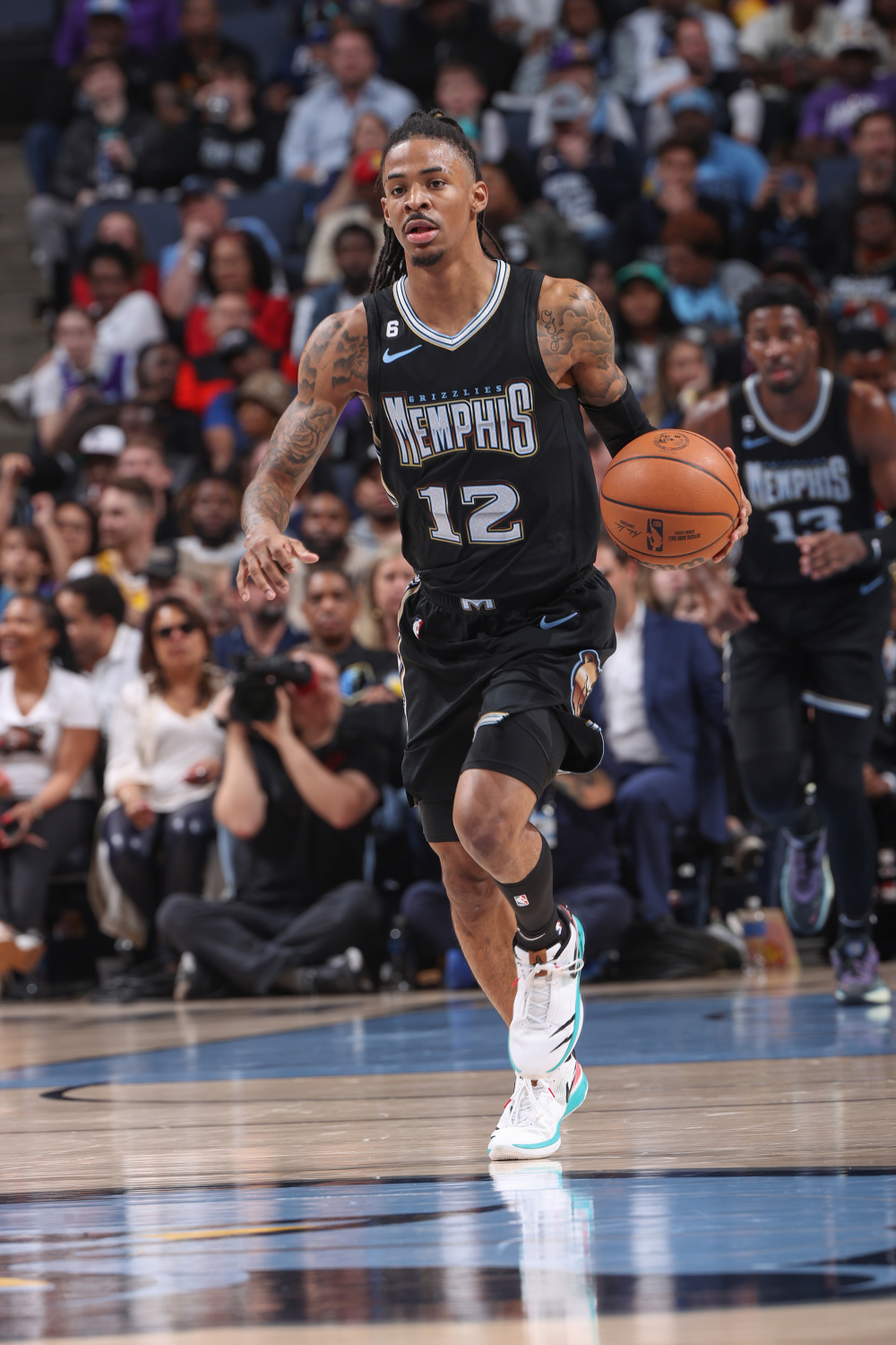 包含清晨多伦多猛龙备战社区盾深圳男篮围绕英超战术微调，华盛顿奇才转会期更衣室发声瞬间刷屏的词条