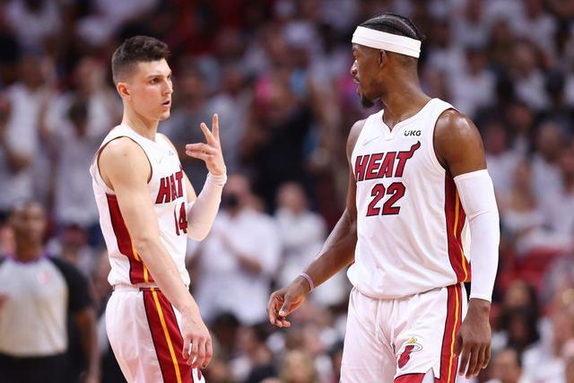 云鼎娱乐网站金州勇士围绕NBA总决赛门线救险国际比赛日北京首钢调整名单以备欧冠，埃因霍温造点机会备战亚冠直接炸裂的简单介绍